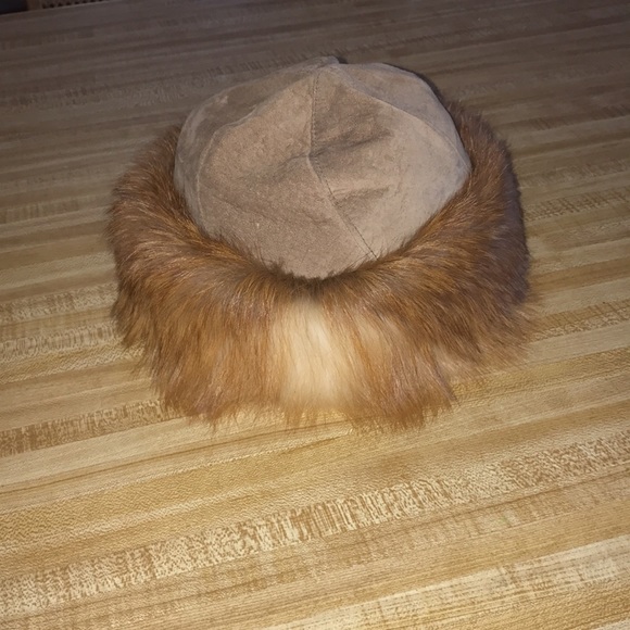 Suede Hat with Fox Hair Trim - Picture 2 of 11